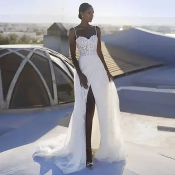 Платье Свадебное ТРАПЕЦИЕВИДНОЕ с высоким разрезом и бисером, 2024