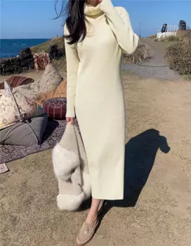 Плотное вязаное платье абрикосового цвета с высоким воротником, Женское зимнее Элегантное трикотажное платье с длинным рукавом 2023, женский свободный шерстяной джемпер в Корейском стиле