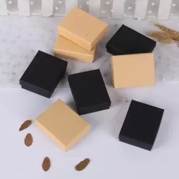 Подарочная коробка из крафтовой бумаги для ювелирных изделий, роскошный картон черного, белого, коричневого цветов для браслетов, серег, колец, ожерелий, упаковочная коробка, 7 х9х3 см, 50 шт.