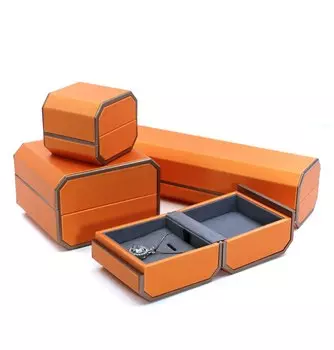 Подставка для колец из искусственной кожи