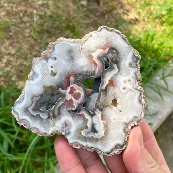 Полированный агат с кружевом