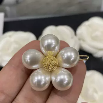 Популярная заколка для волос с имитацией жемчуга и цветами