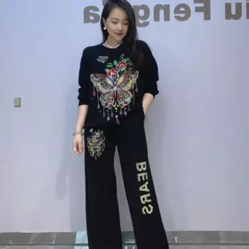 Повседневный комплект из двух предметов со стразами и мультяшными бабочками, женская осенняя одежда, свободный спортивный костюм, топы и брюки, Женский комплект