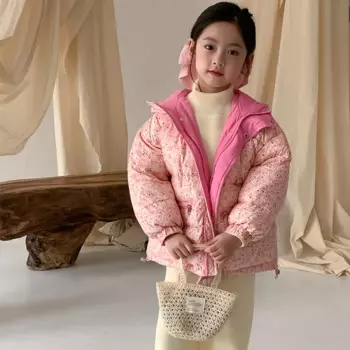 Пуховик детский с капюшоном, на белом утином пуху