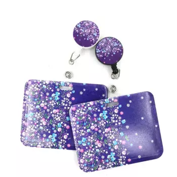 Чехол для бейджа Beetlejuice фиолетовый с выдвижным ремешком