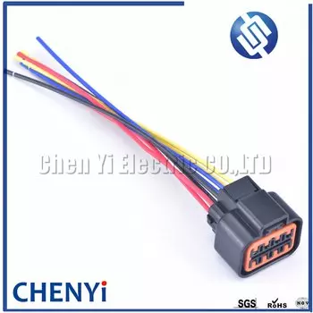 Разъем для автолампы Yuyi PB625-08027 PB621-08020