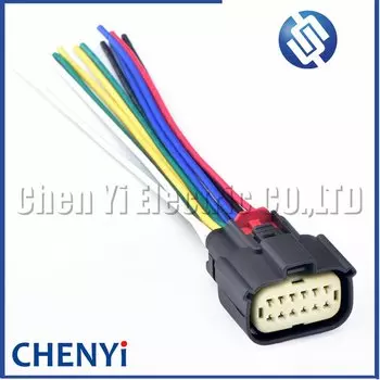 Разъем для автомобильных фар Yuyi 33472-1201 33482-1201