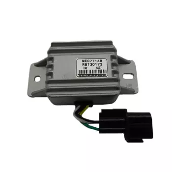 Реле R8t30173 черное