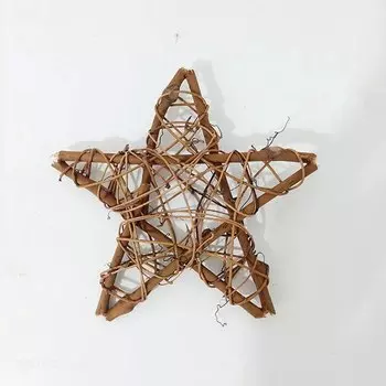 Рождественский венок из ротанга со звездой