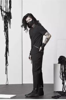 Рубашка в британском стиле преппи, индивидуальная Гонконгская модная мужская футболка 5 см с коротким рукавом, летняя черная