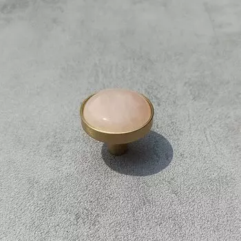 Ручка для мебели из латуни с камнем