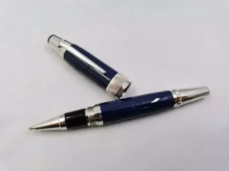 Ручка перьевая белая с шариком, 2021 год