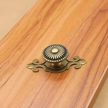 Ручки для шкафов Tiradors, круглые, металлические