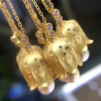 Серьги и кулон из серебра 925 пробы с жемчугом