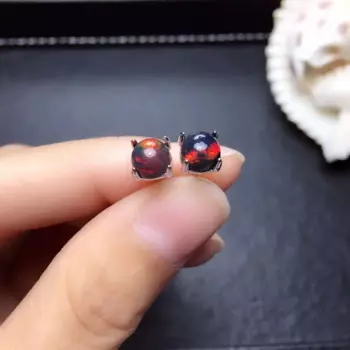 Серьги женские из серебра 925 пробы, с черным опалом