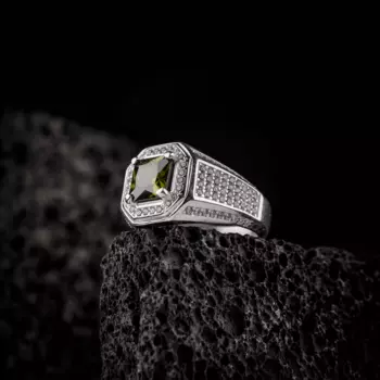 Серебряное кольцо 925 с зеленым цирконием, для мужчин