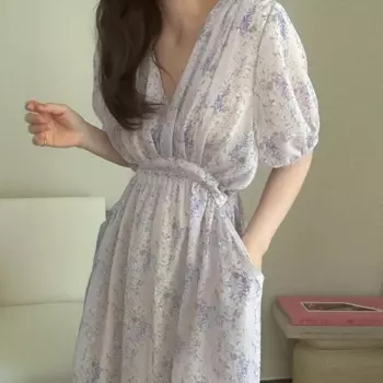 Шикарное розовое платье с принтом, женские свободные летние платья на шнуровке с V-образным вырезом, женское винтажное платье с пышными рукавами в Корейском стиле