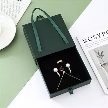 Шкатулка для украшений из бумаги