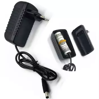 Мини-сейф FGHGF под видом зарядного устройства