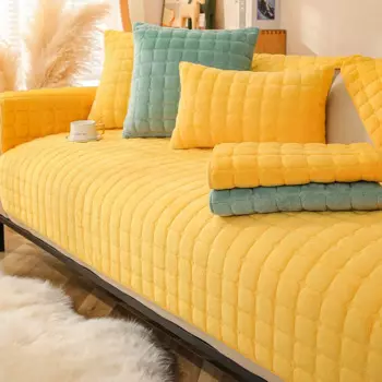 Фланелевый стеганый чехол для дивана