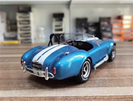 Solido 1/18 для Shelby Cobra 427 S/C металлическая модель автомобиля, Синие игрушки, хобби, подарки, коллекция, демонстрационные украшения