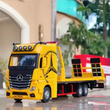 Сплав Mercedes Benz Truck Trailer Модель масштаба 1:24 Планшетный транспортер Детская игрушка для мальчиков Подарок Коллективная миниатюрная вуаль