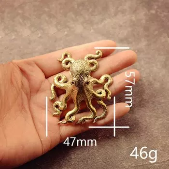 Статуэтка осьминога из меди