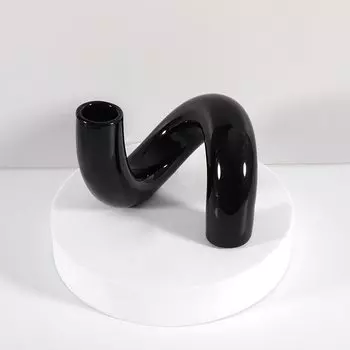 Стеклянный подсвечник