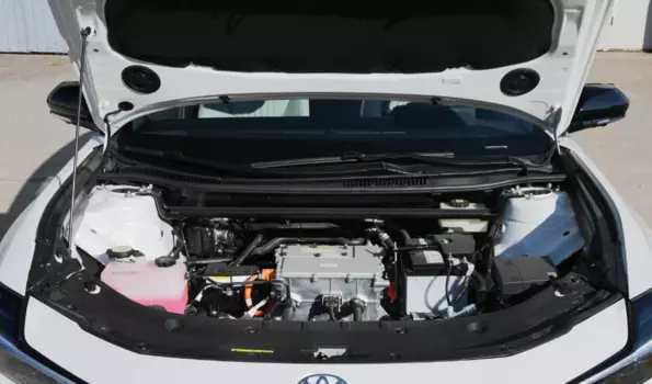 Стойки капота для Toyota bZ3 2023 2024 2025 2026, цилиндры капота, подъемные стойки, поршневые стержни, амортизаторы из углеродного волокна, рукоятка