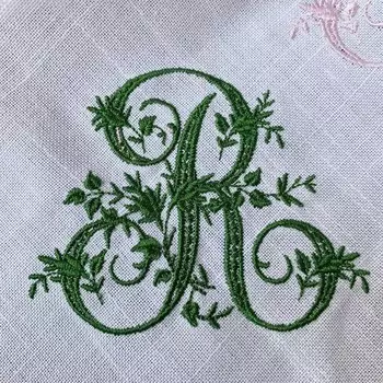 Столовые салфетки CamelliaCasa2101 с монограммой из полиэстера/хлопка