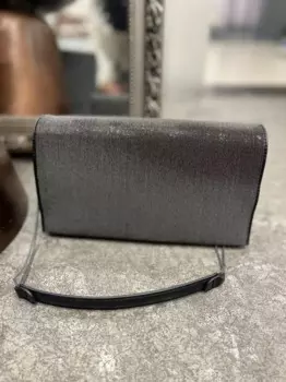 Сумка через плечо из натуральной кожи с бусинами