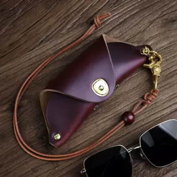 Сумка для солнцезащитных очков из натуральной кожи