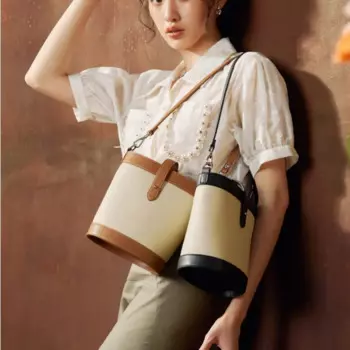 Сумка на плечо из натуральной воловьей кожи для женщин, элегантная офисная дамская сумочка-ведро, популярная французская Сумка на ремне, 2024