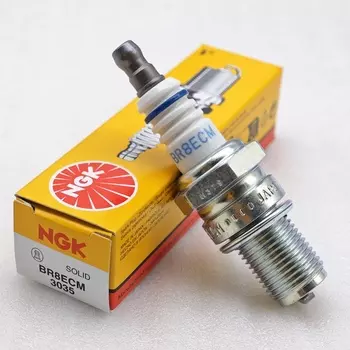Свеча зажигания 1 шт BR8ECM 3035 NGK