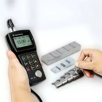 Толщиномер YUSHI UM-2D FRP из металла и стали