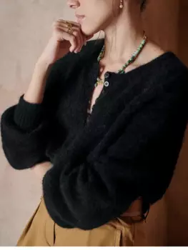 Топ женский трикотажный с круглым вырезом и пуговицами