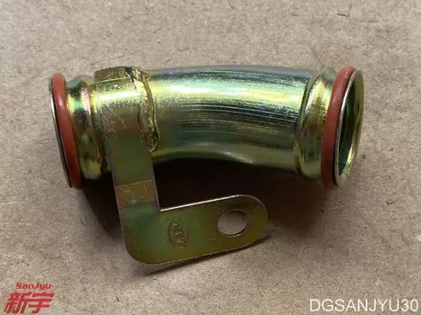 Труба PAJERO IO H77W TR4, впускной клапан водяного насоса MD347975