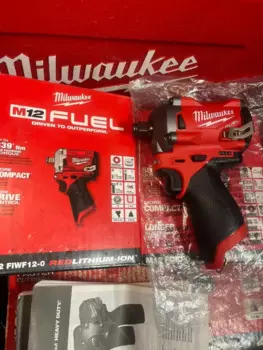 Ударный гайковерт Milwaukee 2555-20/ M12FIWF12-0 12 в Li-Ion 1/2 дюйма, только корпус неизолированного блока