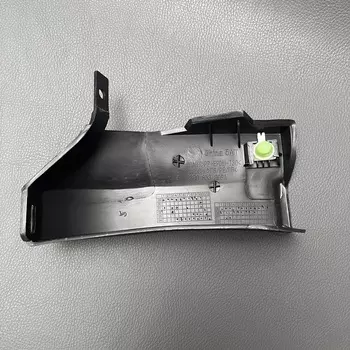 Угловой брызговик заднего крыла, обшивка боковой юбки для Passat B5 3B0853897A 3B0853898 A