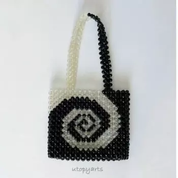 Вращающаяся женская сумка черного и белого цвета, дизайнерская летняя универсальная Милая ручная сумка на плечо, новая настраиваемая, с бусинами