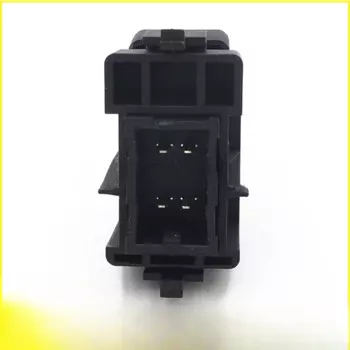 Выключатель стеклоподъемника 84810-32070