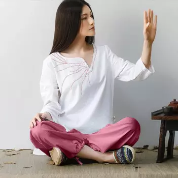 Высокое качество Йога свободные комплект хлопок жидкости системы Лен Фитнес гольфа, тренажерный зал, йога одежда дома медитации танец женский Семья костюм женские футболки