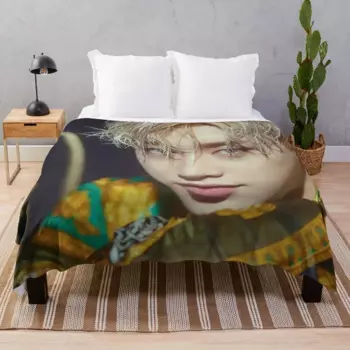 Wonho Throw Blanket