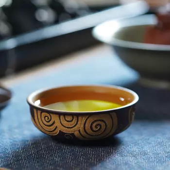 Yihuchun Yixing фиолетовая Песочная чаша boutique чайная чашка известная Wu Chunyan чистая ручная работа чашка кунг-фу чайная чашка 110C