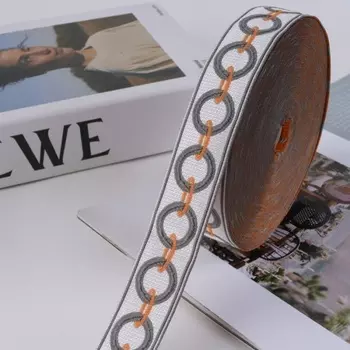 Жаккардовые ленты с геометрической вышивкой 3 см