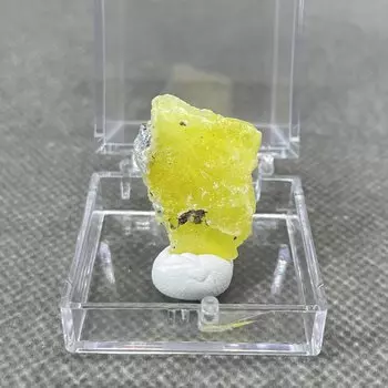 Желтый пакистанский бруцит QIANCHUAN