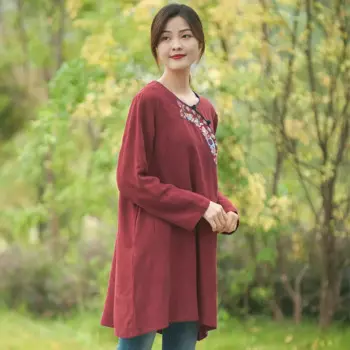 Женская длинная рубашка с вышивкой из хлопка и льна