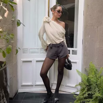 Женская футболка на одно плечо, с длинным рукавом