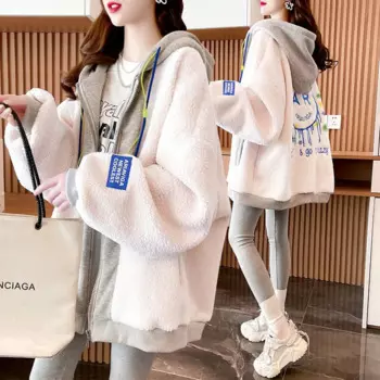 Женская куртка с капюшоном, из овечьей шерсти