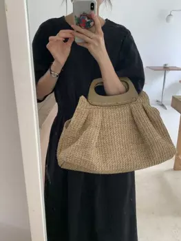 Женская плетеная Сумка светильник роскошного дизайна из соломы, Новая Модная стильная сумка для отпуска, простая и универсальная женская сумка с высокой эстетической ценностью